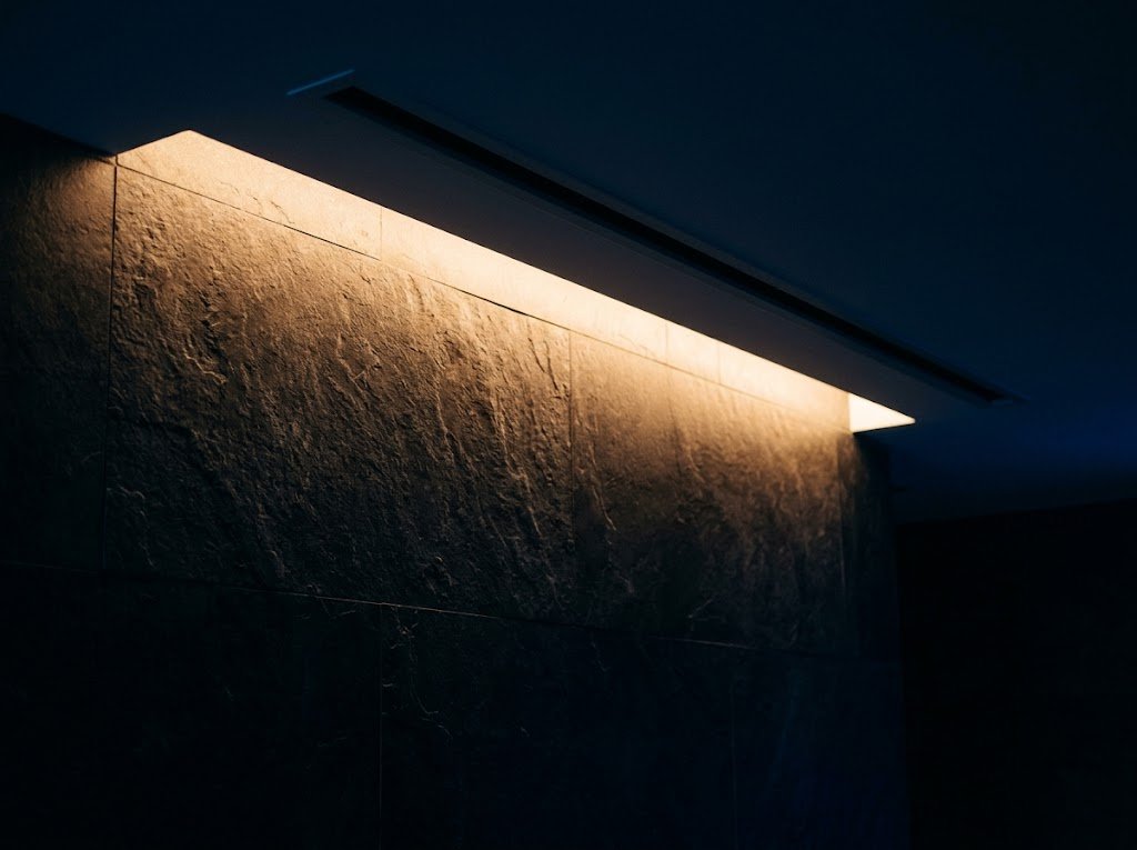 Cove and undercabinet LED, Lum-Tech catalog